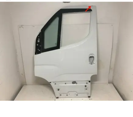 Iveco Daily 6th gen Front door