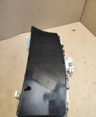 Toyota Corolla Verso E121 Speedometer (instrument cluster) 8380013150 2574108790