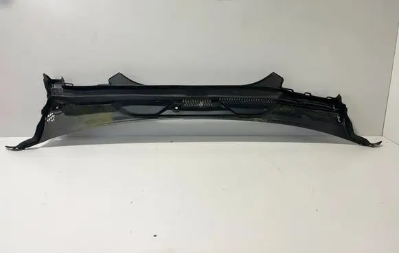 BMW 5 G30 G31 G38 Wiper trim 7388714