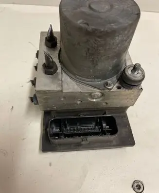 Audi A6 S6 C6 4F ABS Pump 4F0910517AD 4F0614517AA