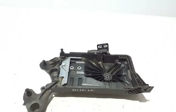 Skoda Octavia Mk4 Battery bracket 5WA915331B