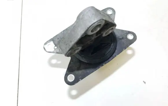 Opel Astra G Engine mount bracket 90575457