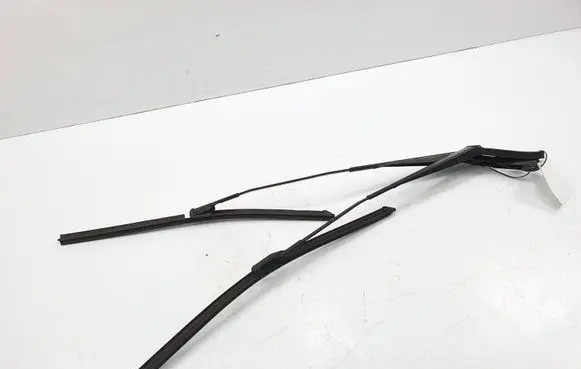 Peugeot Boxer Front wiper blade arm