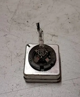 Volkswagen PASSAT B6 Xenon bulb 66140
