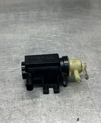 Mercedes-Benz Sprinter W906 Turbo solenoid valve A0001531700