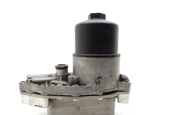 Jaguar XF X250 Oil filter mounting bracket 9X2Q6B624BB