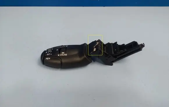 Citroen C3 Aircross Cruise control stalk 98035106ZD