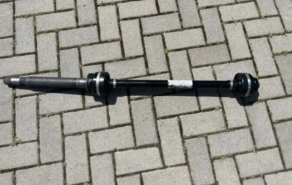 BMW M5 Front driveshaft 8836284