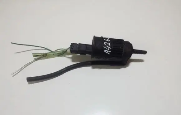 Nissan Almera N16 Windscreen/windshield washer pump 7700430702