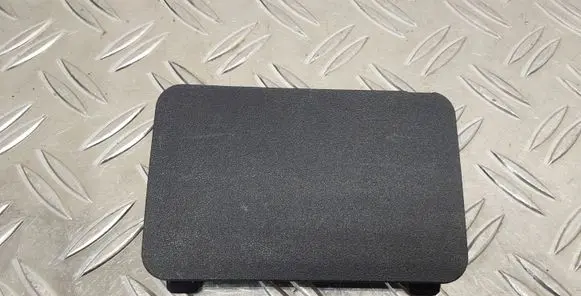 Toyota Prius+ (ZVW40) Tailgate trim 6775447010
