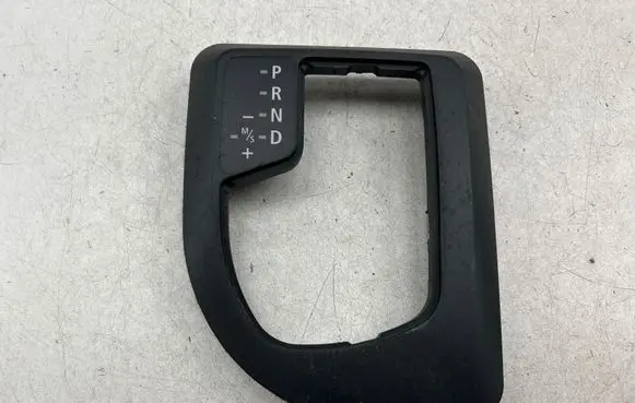 BMW 5 E60 E61 Gear shifter surround trim plastic 7034089
