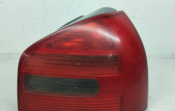 Audi A3 S3 8L Rear/tail lights 8L0945096