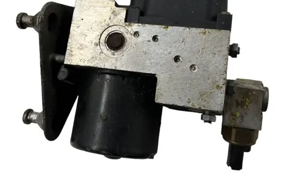 Mercedes-Benz A W168 ABS Pump A0034317412