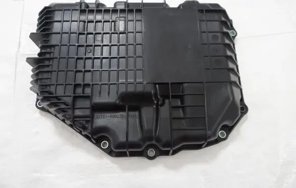 Peugeot 3008 II Gearbox sump 351518GB020