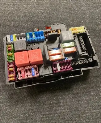Mercedes-Benz S W222 Fuse box set A0009822923 A0025428019