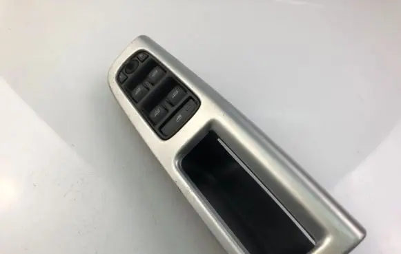 Volvo V50 Wing mirror switch 31264913