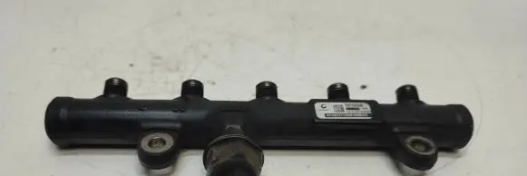 Volvo V50 Fuel main line pipe 9681649580