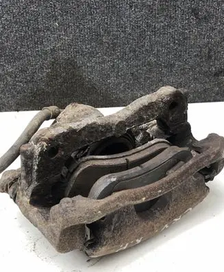 Honda CR-V Front brake caliper