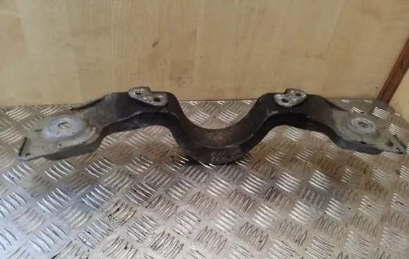 BMW 3 E46 Rear differential/diff mount bracket 1094421A