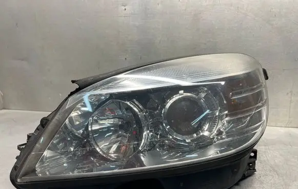 Mercedes-Benz C W204 Headlight/headlamp A2048208561 030123460300
