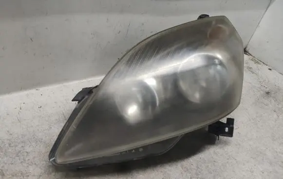 Opel Zafira B Headlight/headlamp