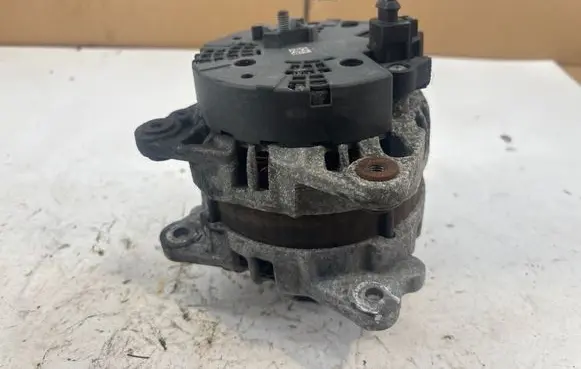 Audi A4 S4 B8 8K Generator/alternator 03L903017 0125711034