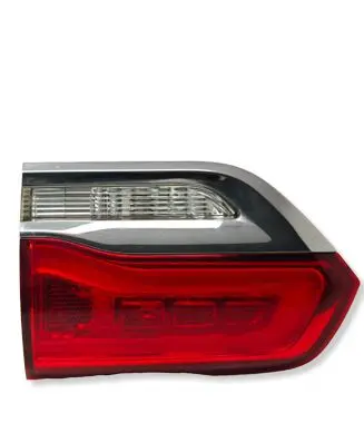 Jeep Grand Cherokee Tailgate rear/tail lights P68110046AC 090715B