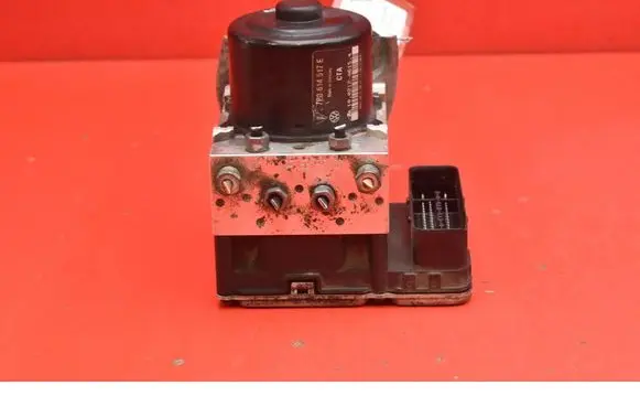 Porsche Cayenne (9PA) ABS Pump 7P0614517E