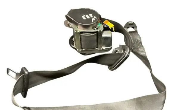Seat Exeo (3R) Front seatbelt 61662556 6166262 3R2857706