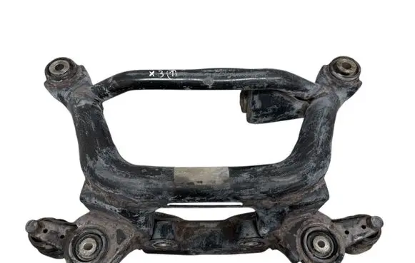 BMW X3 E83 Rear subframe 33303450227