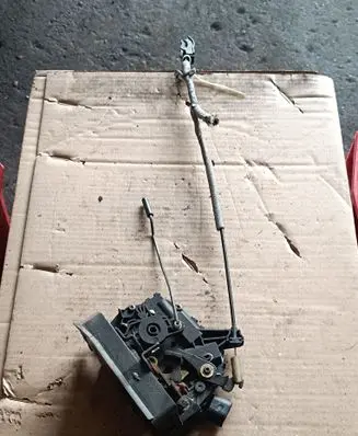 BMW X5 E53 Front door lock 8402540