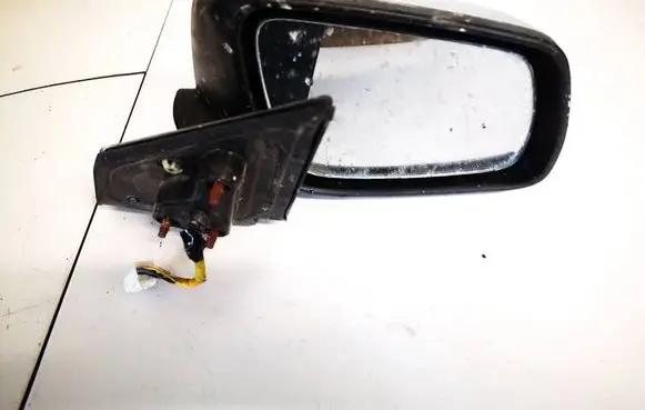 Front door electric wing mirror
