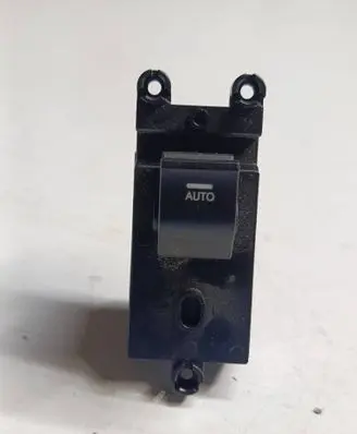 Hyundai i40 Electric window control switch 93580-3Z050 39R510-1310