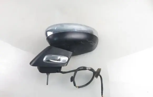 Front door electric wing mirror