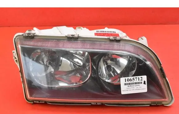 Volvo S40, V40 Headlight/headlamp 30899679