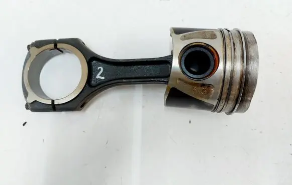 Mercedes-Benz GLC C253 Piston with connecting rod A6510301917