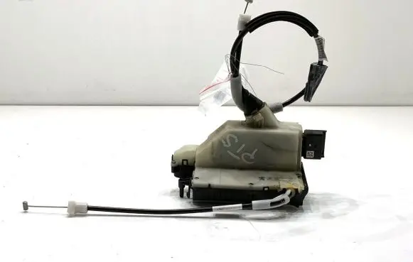 Peugeot 2008 I Rear door lock 9812501180