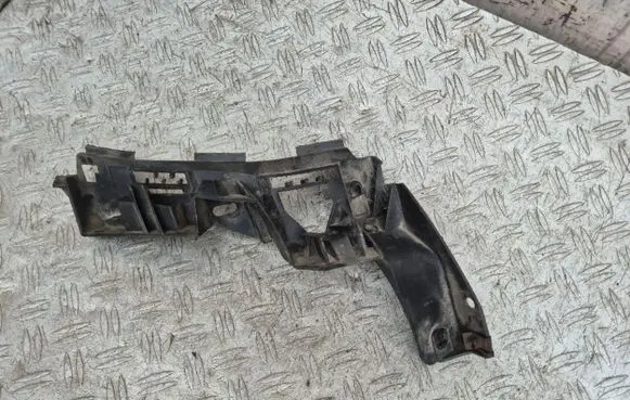 Volkswagen Golf Plus Rear bumper mounting bracket 5M0807393A