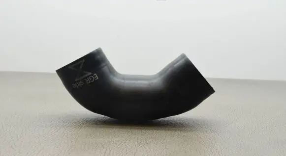 Volkswagen Golf VII Intercooler hose/pipe 04L131525J