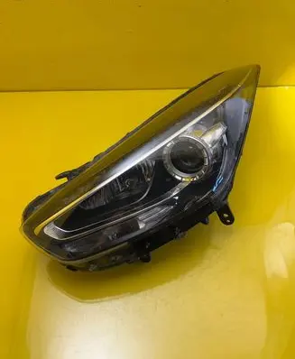 Hyundai i40 Headlight/headlamp 92101-3Z620