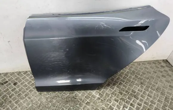 Tesla Model S Rear door