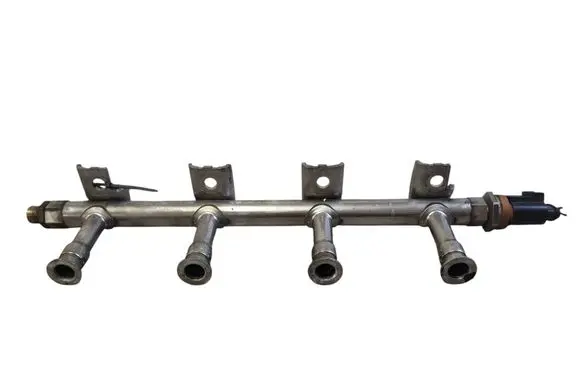 Fuel main line pipe