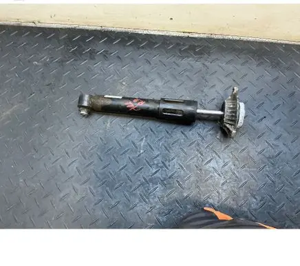 BMW 5 GT F07 Rear shock absorber/damper 6798150