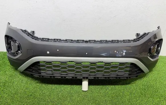 Volkswagen T-Roc Front bumper 2GA8072221Q