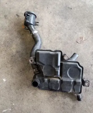 Mitsubishi Outlander Oil breather separator 9653275280