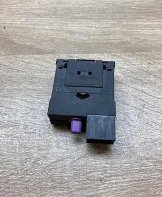 Renault Scenic I Headlight level height control switch 6281