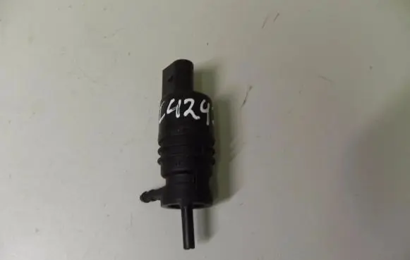BMW 3 E90 E91 Headlight washer pump 7302588 I4243