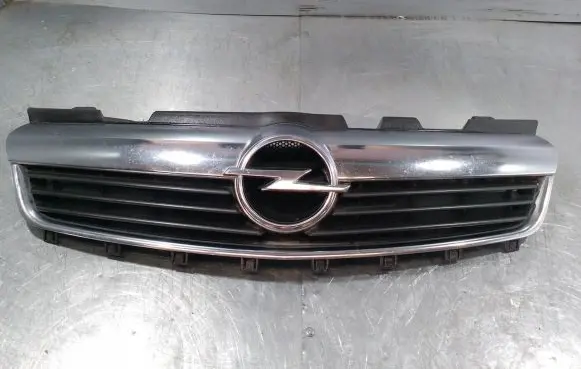 Opel Zafira B Front grill