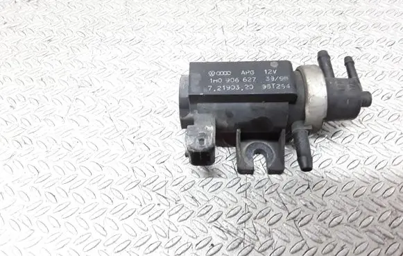 Skoda Octavia Mk1 (1U) Turbo solenoid valve 1H0906627