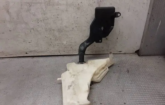Audi A4 S4 B8 8K Windshield washer fluid reservoir/tank 8T0955453C